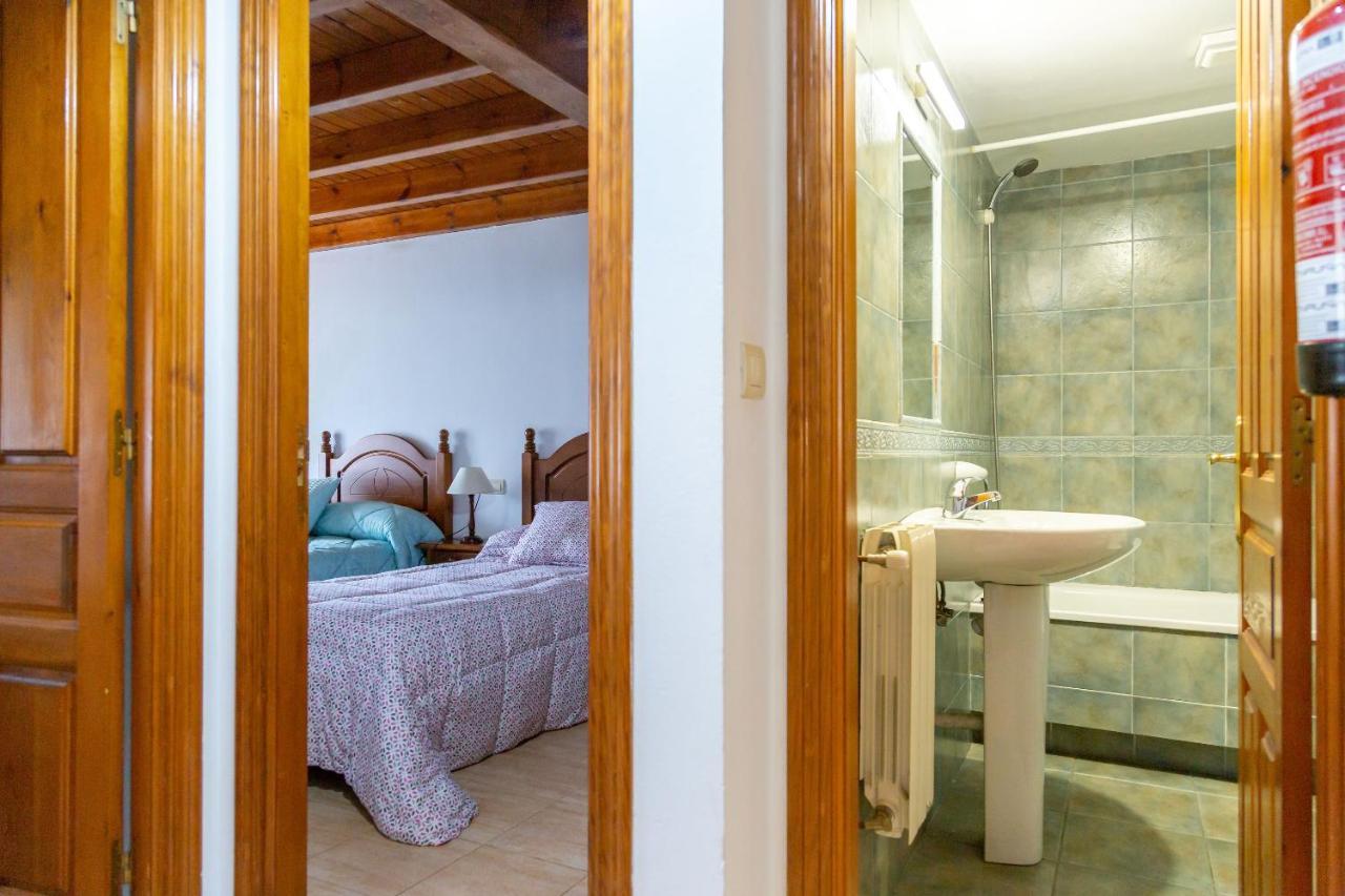 La Cabada Villa Ortiguero Екстериор снимка