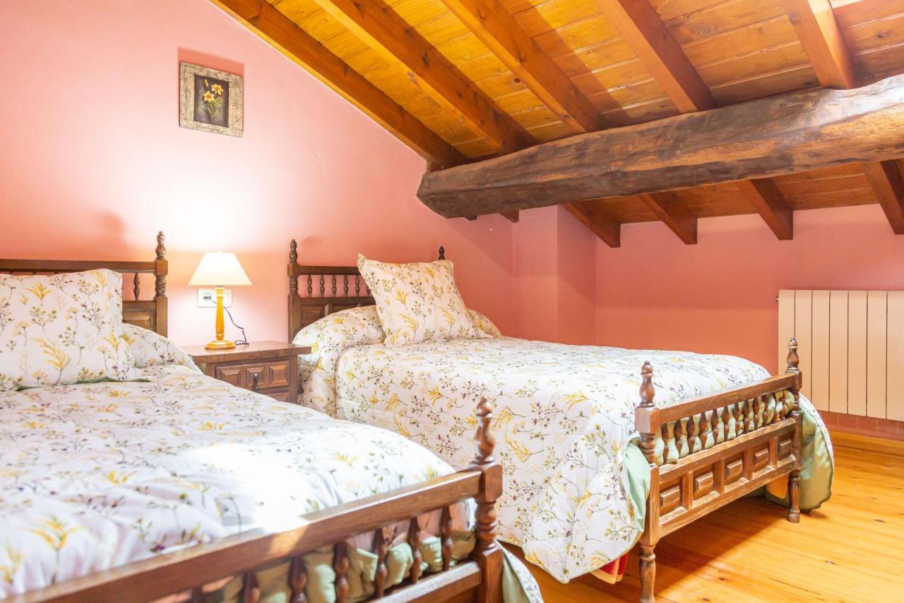 La Cabada Villa Ortiguero Екстериор снимка